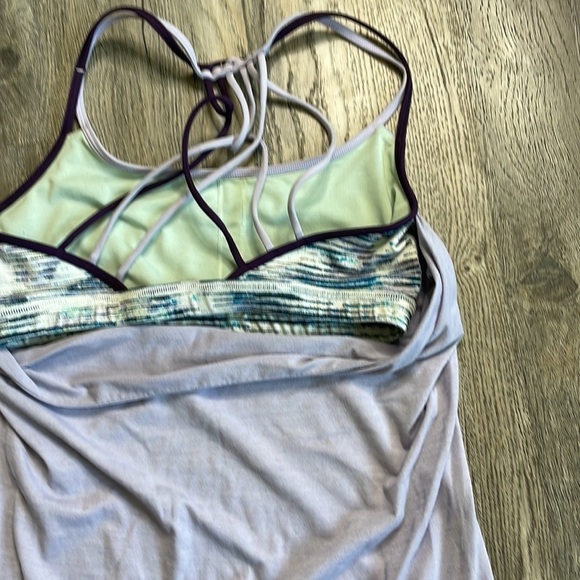 Lululemon athletica Lighten Up Tank, heathered lilac, size 6 - Picture 10 of 12